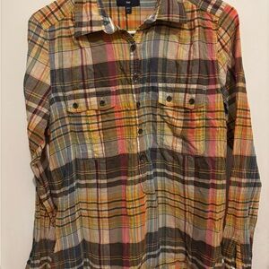 GAP Multicolor Plaid Button-Down Shirt with Chest Pockets